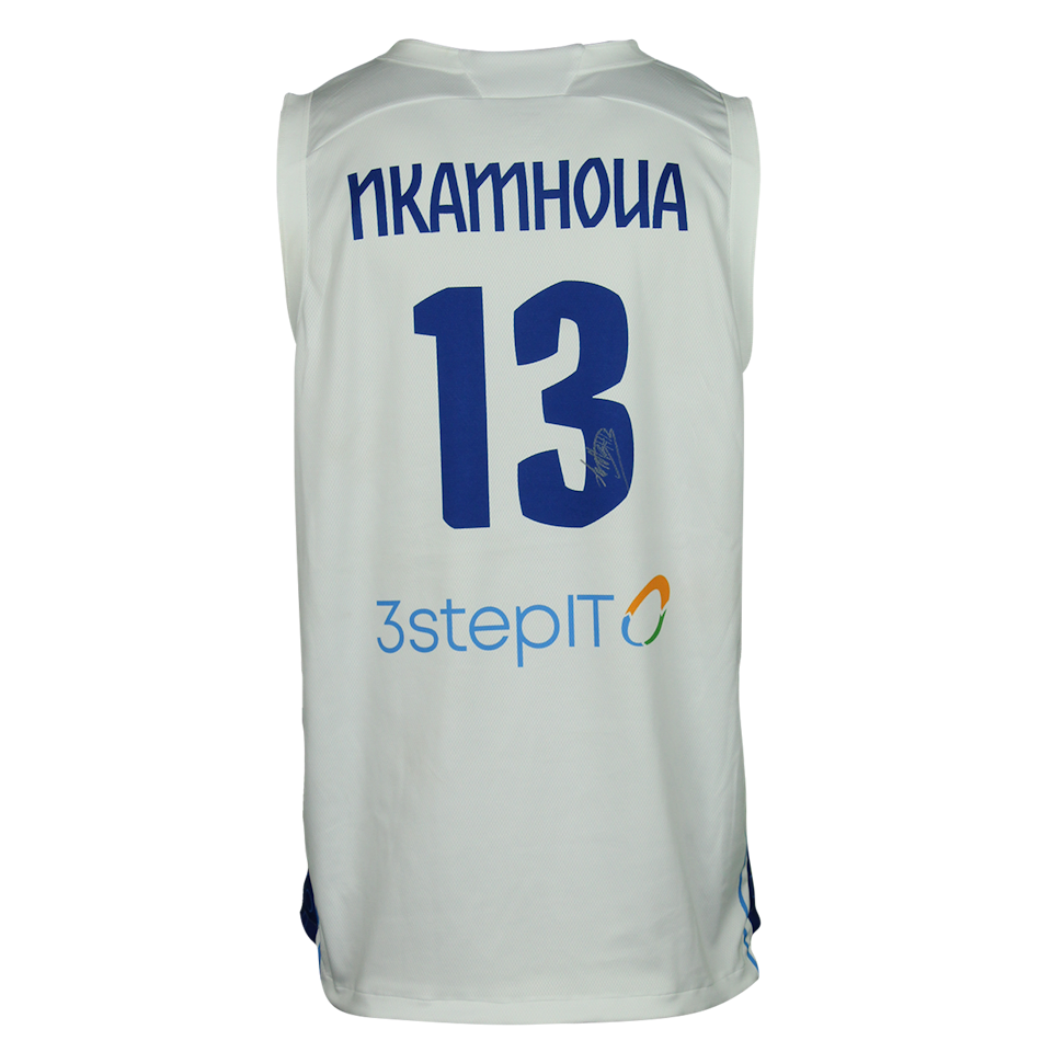 Olivier Nkamhoua