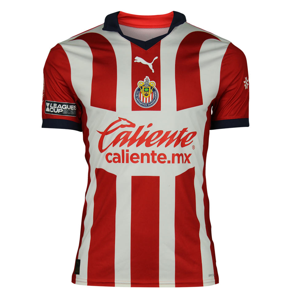 Roberto Alvarado Chivas Guadalajara shirt