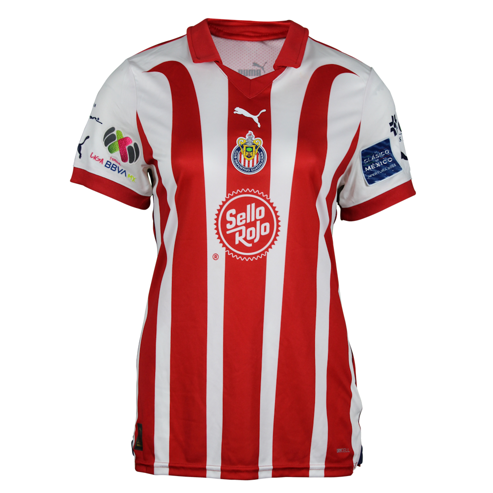 Ivonne González | Chivas W 