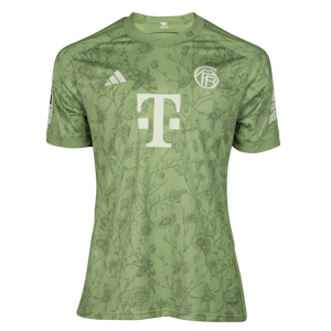 MinJae Kim Bayern München jersey