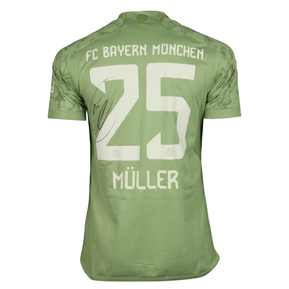 Thomas Müller Bayern München jersey