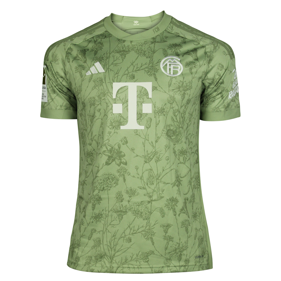Thomas Müller Bayern München jersey
