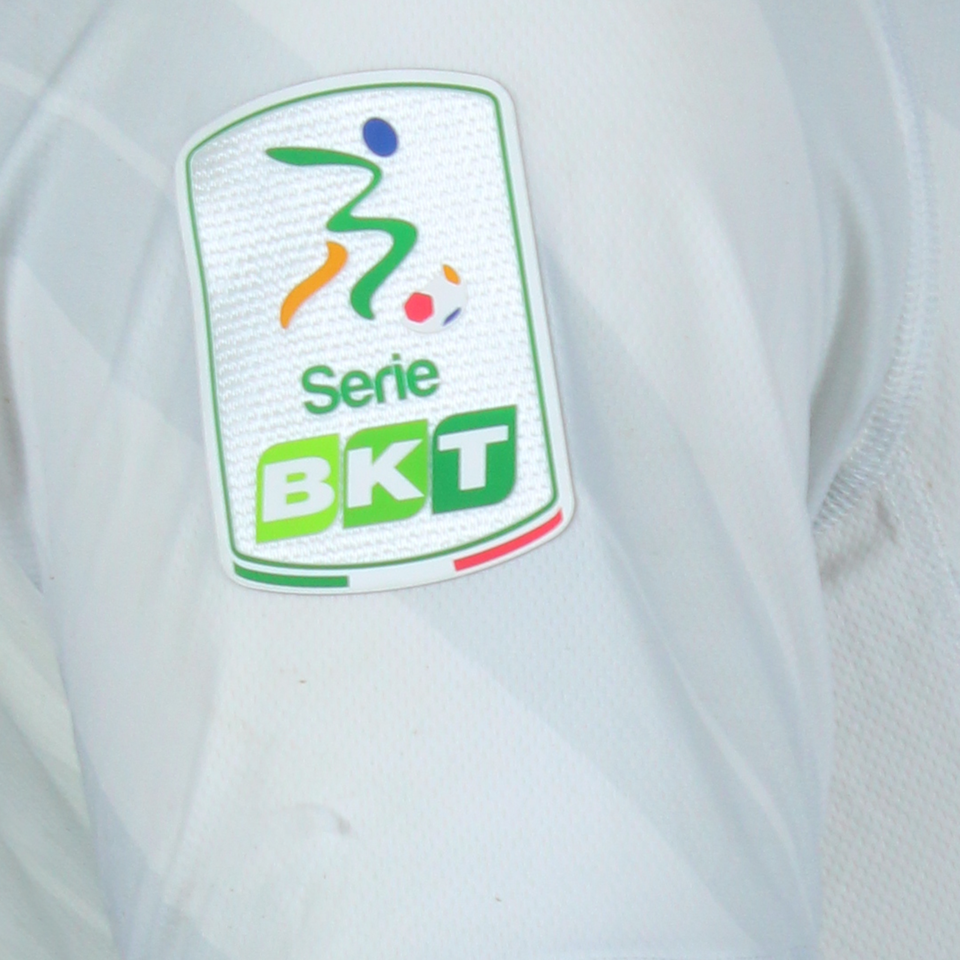 Szymon Żurkowski Spezia Calcio shirt