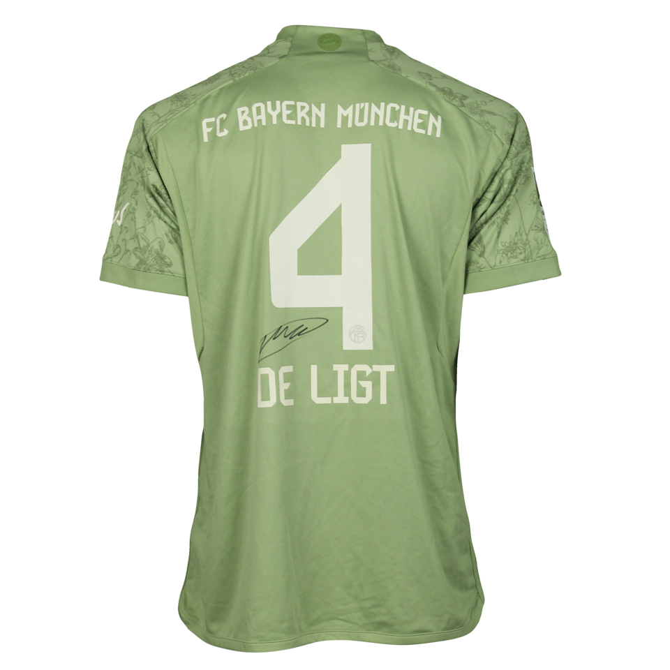 Matthijs de Ligt Bayern München jersey