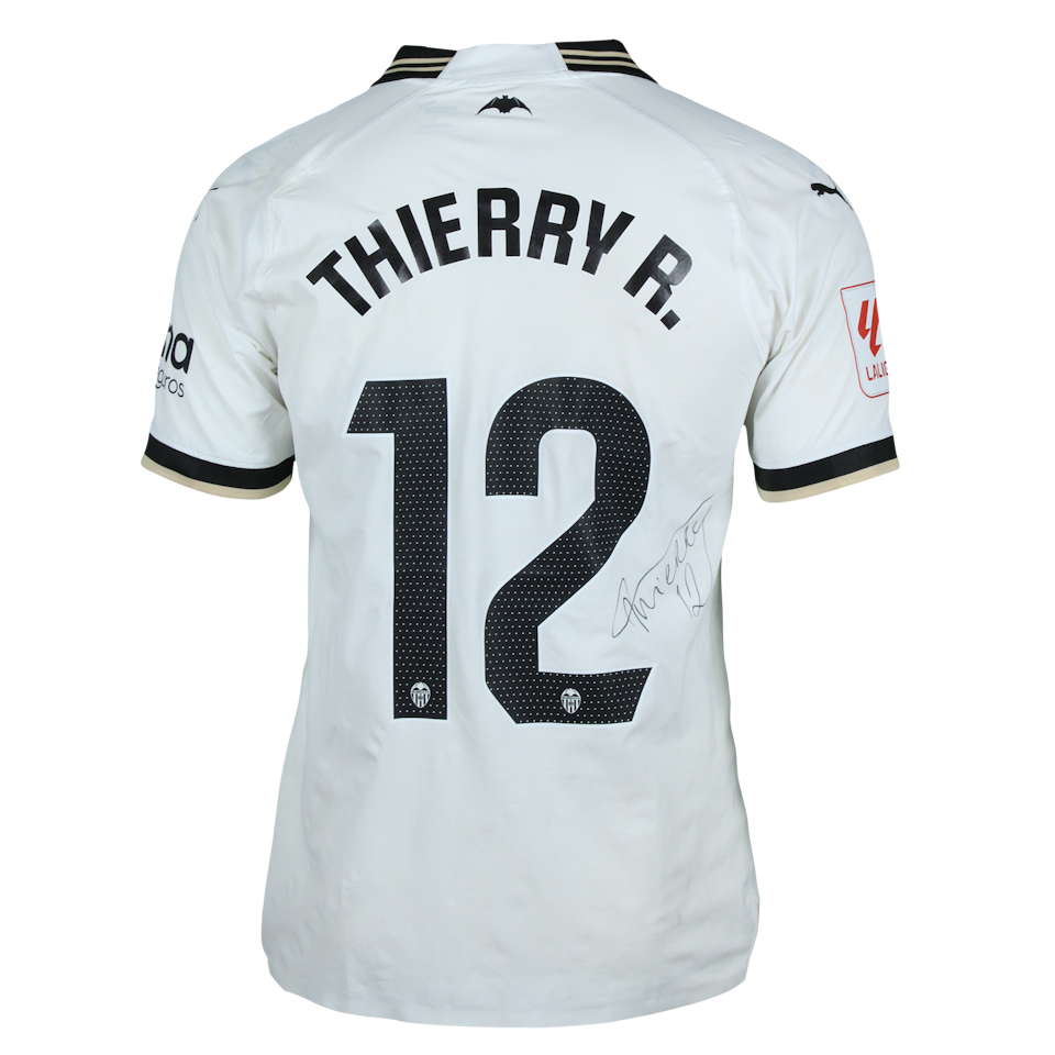 Thierry Correia Valencia CF shirt