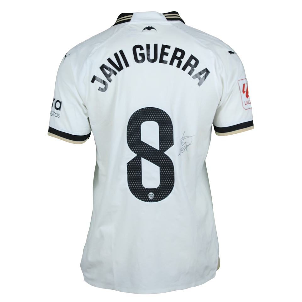 Javier Guerra Moreno Valencia CF shirt