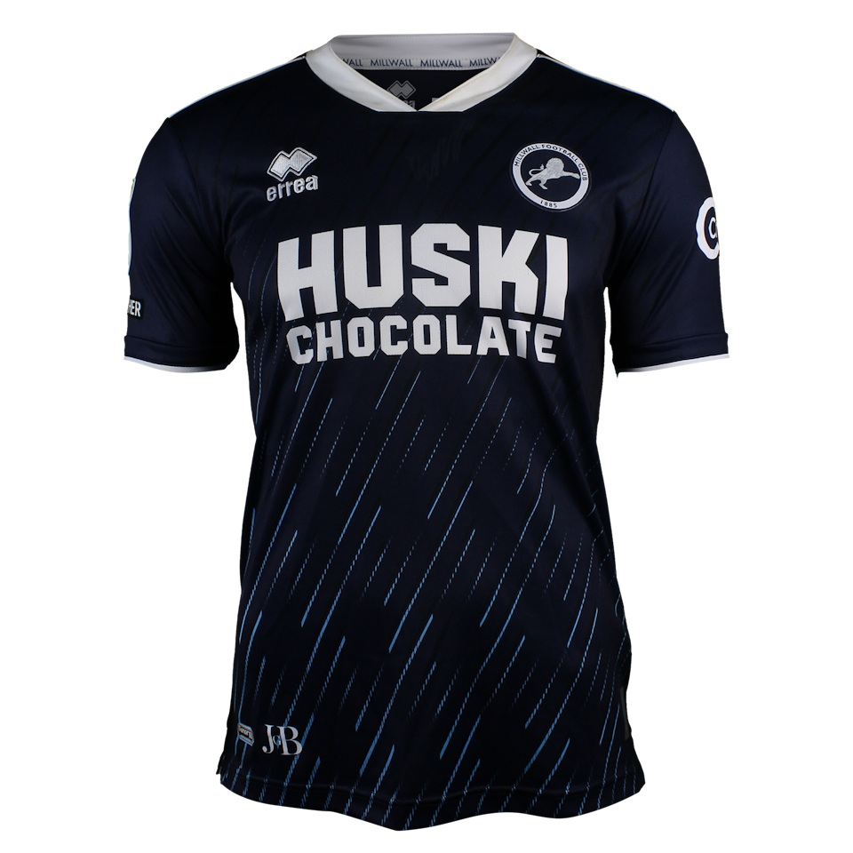 Brooke Norton-Cuffy Millwall shirt