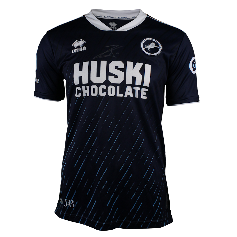 Zian Flemming Millwall shirt