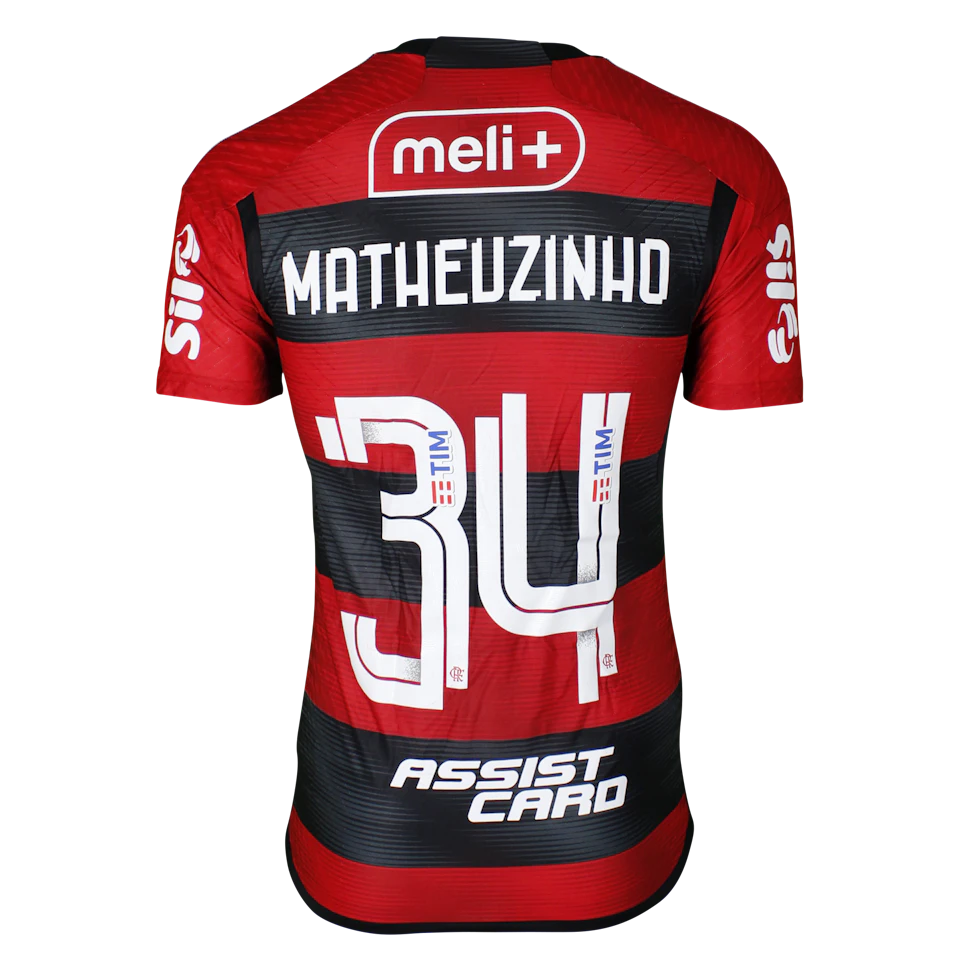 来自Flamengo的Matheuzinho球衣