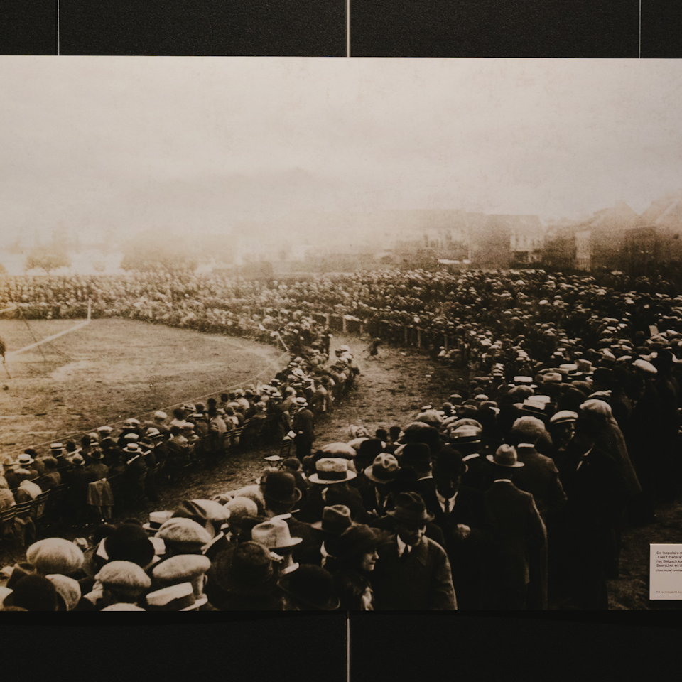 Framed photo: Jules Ottenstadion I