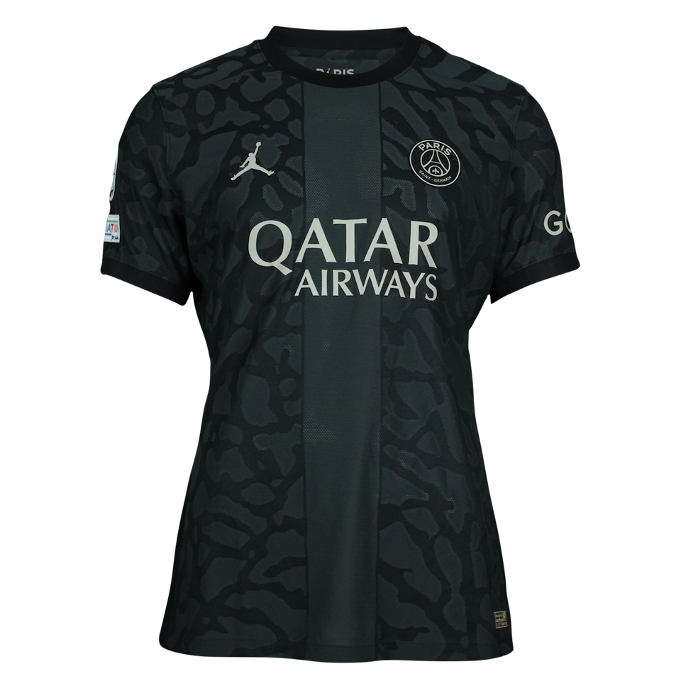 Danilo Paris Saint-Germain shirt