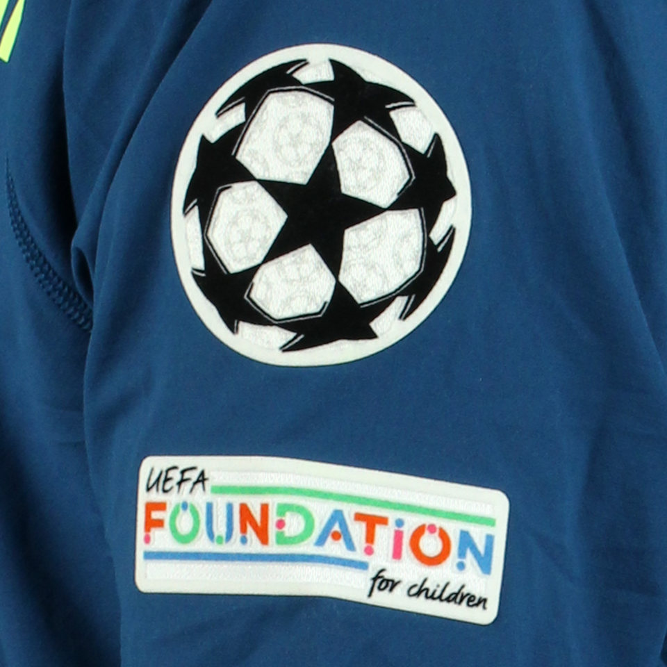 Armel Bella-Kotchap PSV shirt