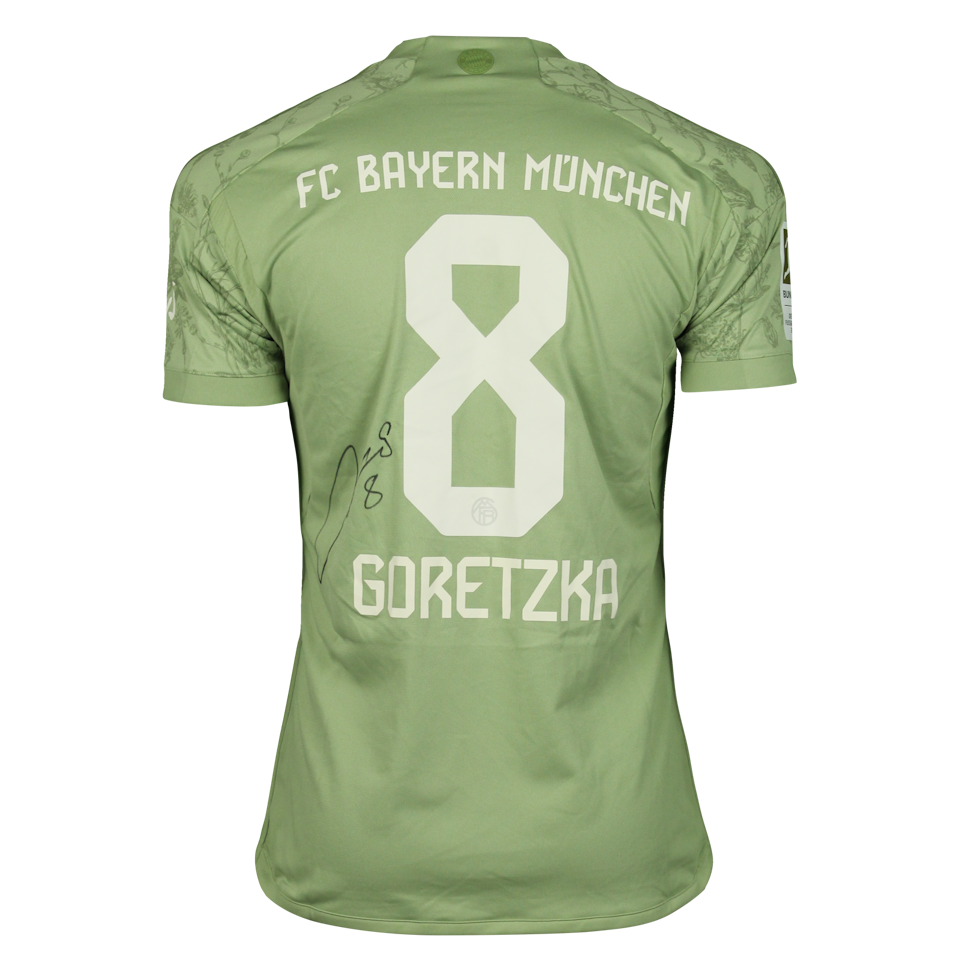 Leon Goretzka Bayern München shirt