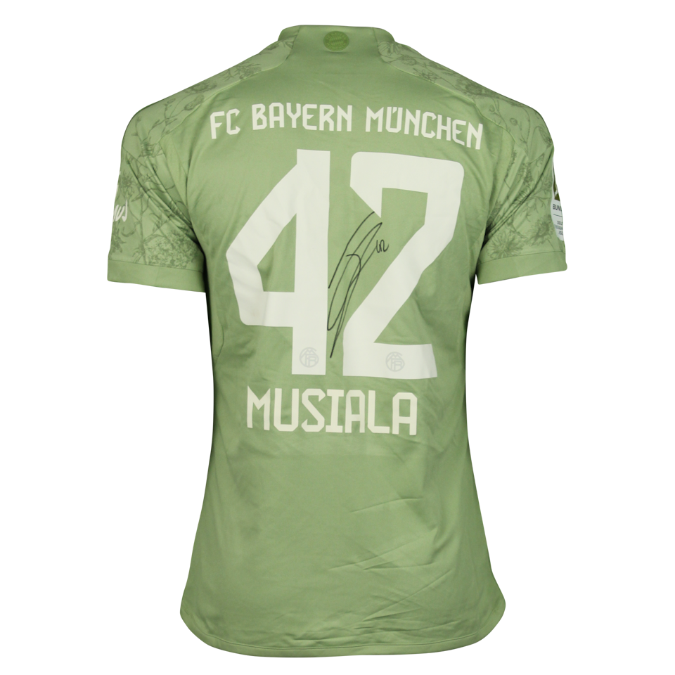 Jamal Musiala Bayern München jersey