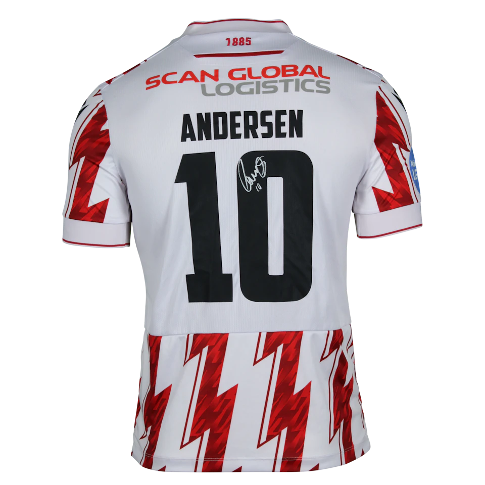 来自AaB的Lucas Andersen球衣