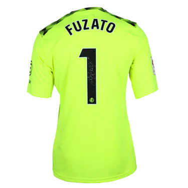 来自Getafe CF的Daniel Fuzato球衣