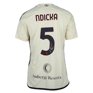 Obite Evan N'Dicka AS Roma shirt