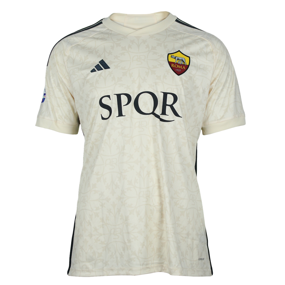 Zeki Çelik AS Roma shirt