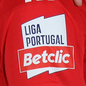 João Neves SL Benfica shirt