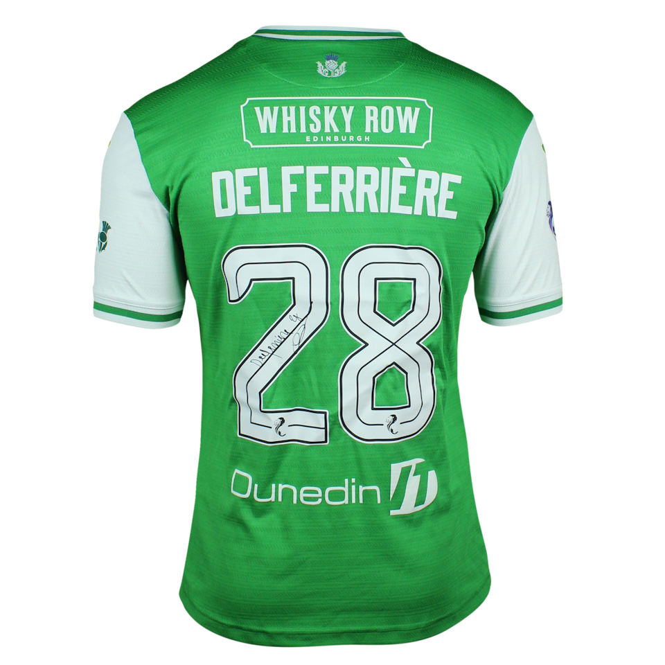 Allan Delferrière Hibernian shirt