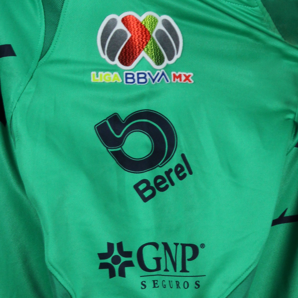 Julio José González Vela-Alvizu Pumas shirt