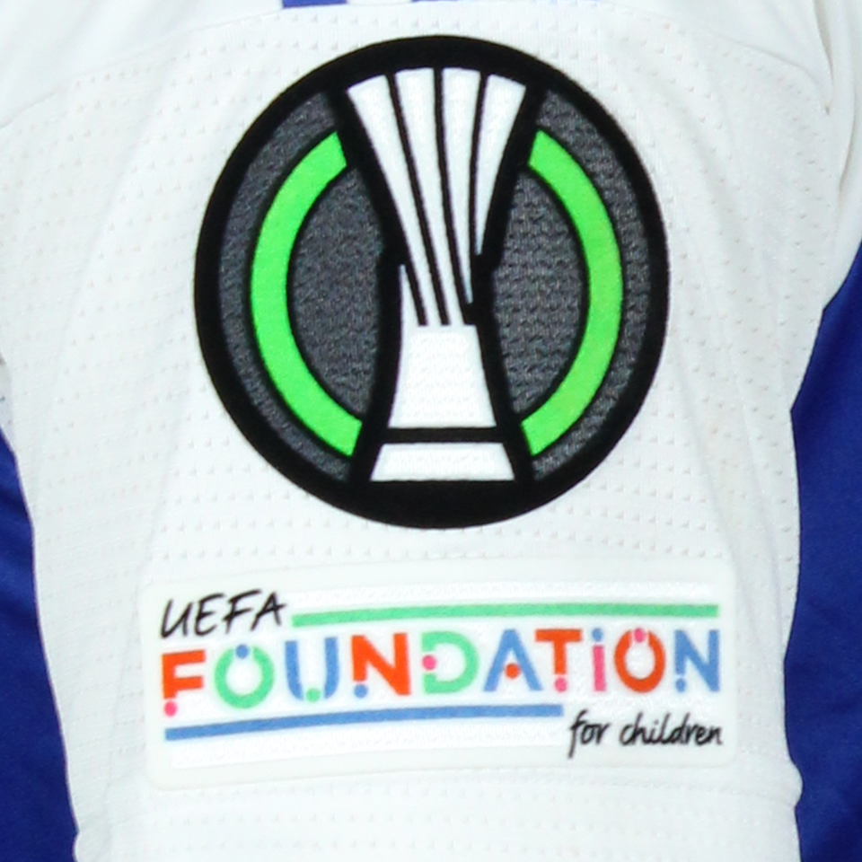 Gabriel Vidović Dinamo Zagreb camisa.