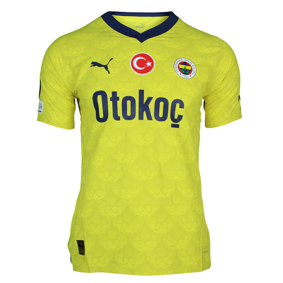 来自Fenerbahçe的Sebastian Szymański球衣