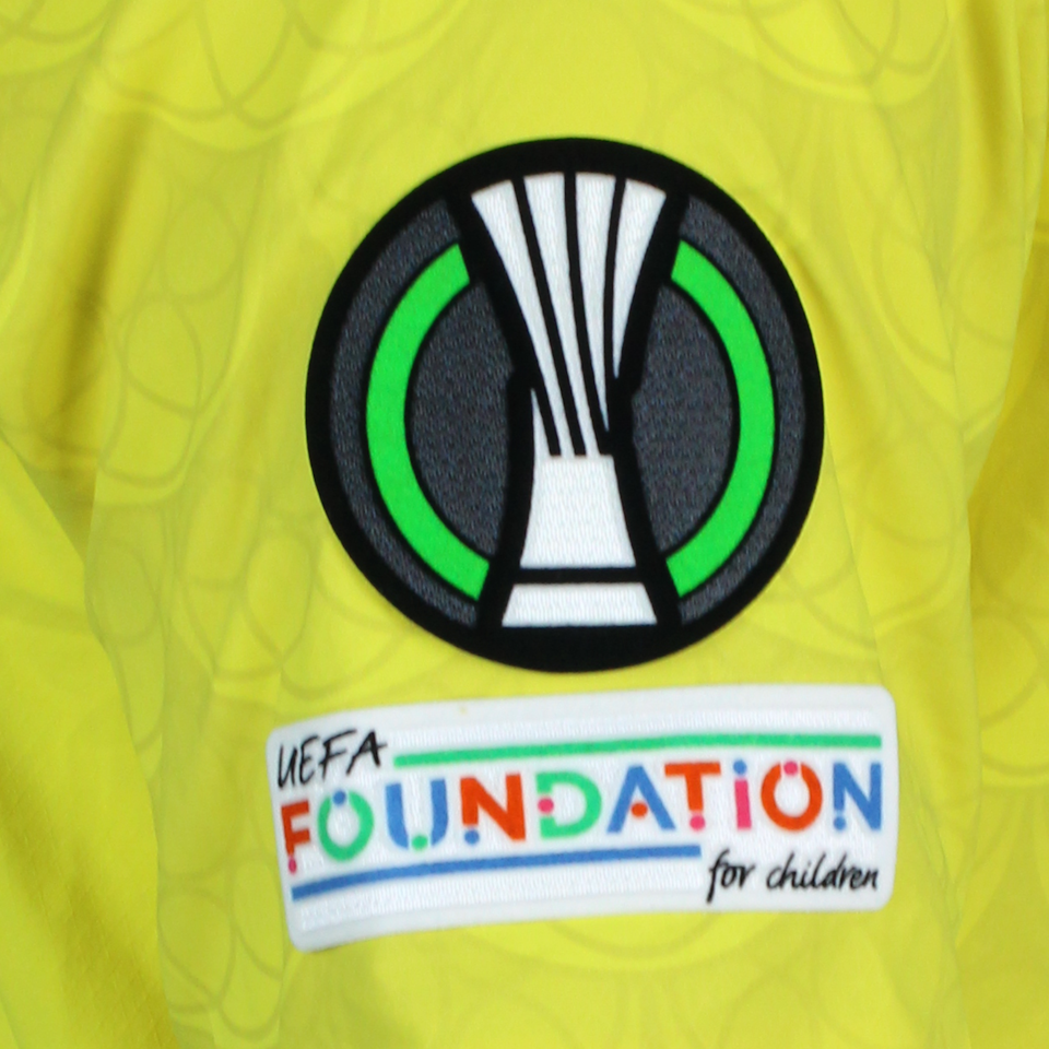 Mehmet Umut Nayir Fenerbahçe shirt