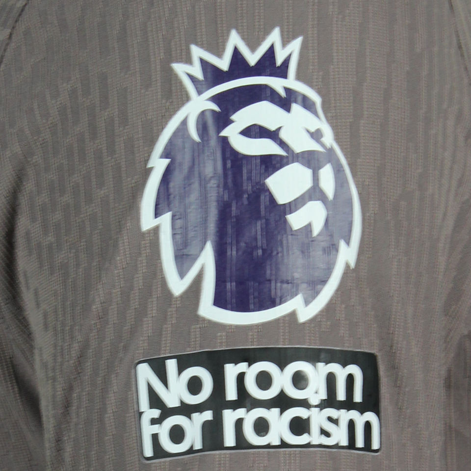 Cristian Romero Tottenham Hotspur shirt