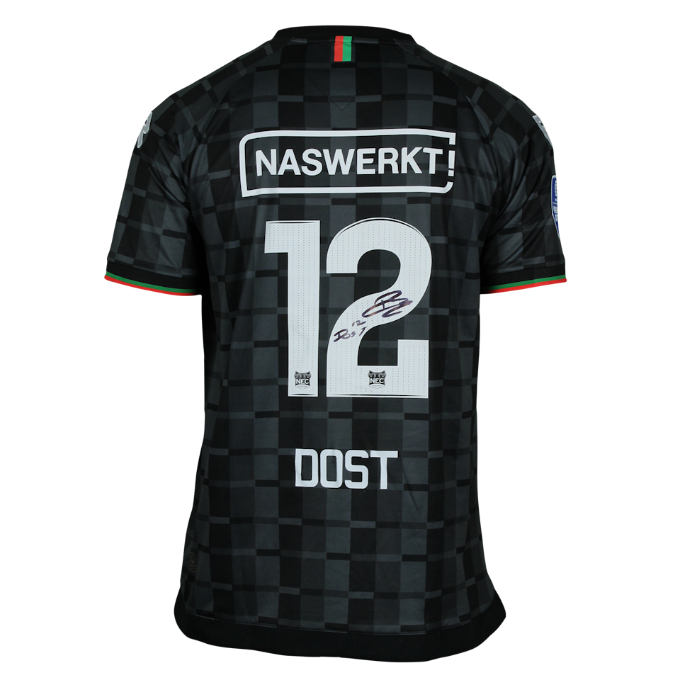 Bas Dost NEC forması