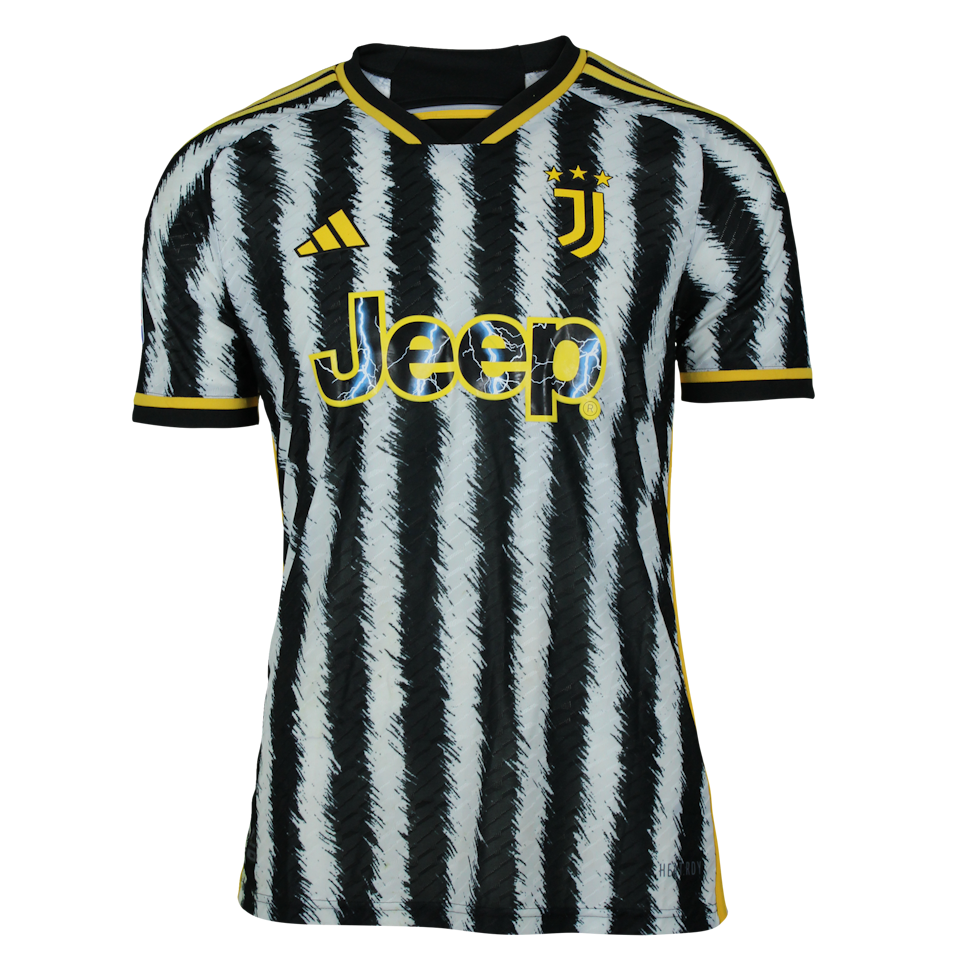 Timothy Weah Juventus FC shirt