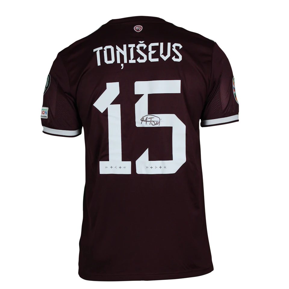 来自Latvia的Maksims Toņiševs球衣