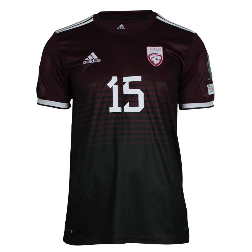 来自Latvia的Maksims Toņiševs球衣