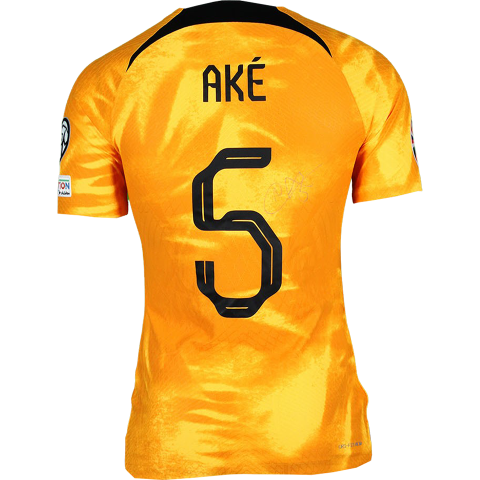 Nathan Aké Netherlands shirt