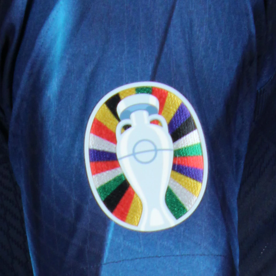 Camisola de Marcelo Brozović, Croatia