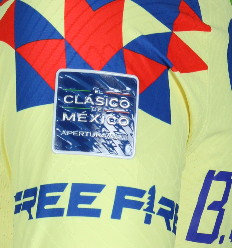 Julián Andrés Quiñones Quiñones Club América shirt