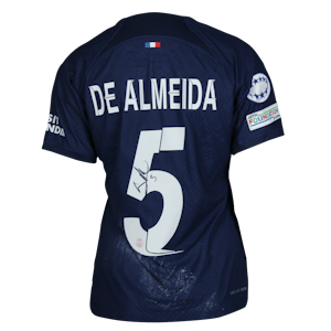 Elisa De Almeida Paris Saint-Germain Féminines shirt