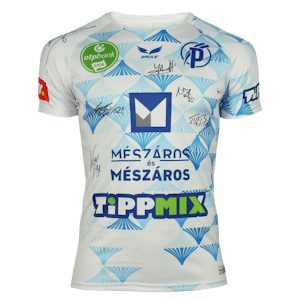 Squad Signed Shirt | Puskas Akademie