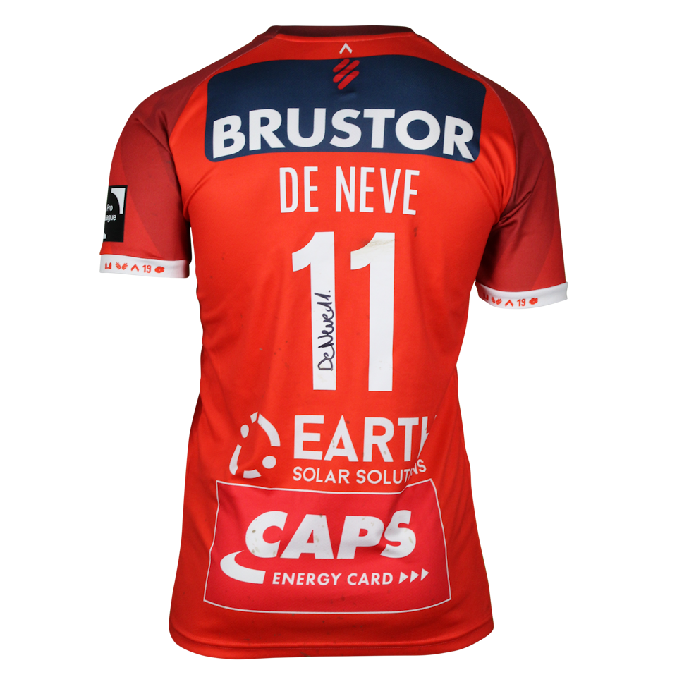 Dion De Neve KV Kortrijk jersey