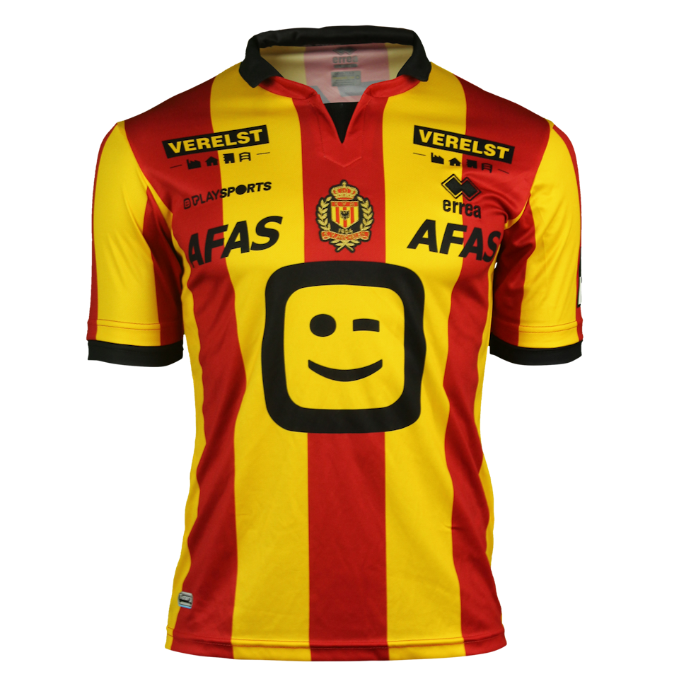Sandy Walsh  KV Mechelen shirt