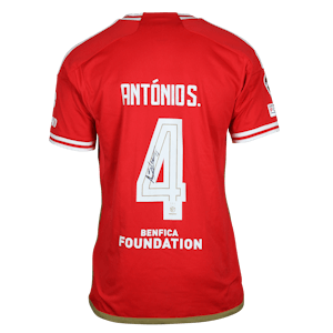António Silva SL Benfica shirt