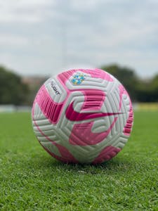 Squad Signed Pink October Match Ball (Bola Outubro Rosa)