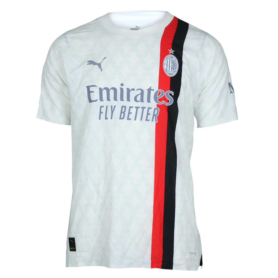 Fikayo Tomori AC Milan shirt