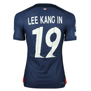 Paris Saint-Germain 팀의 Lee Kang In  셔츠