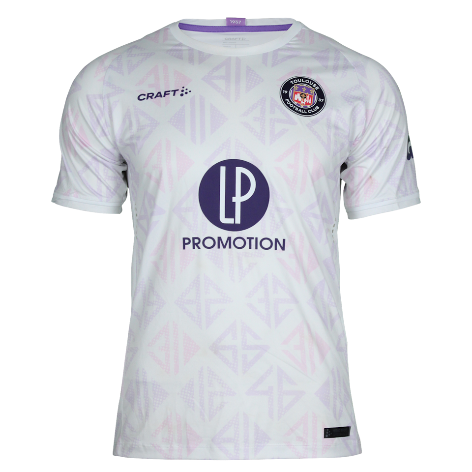Niklas Schmidt Toulouse FC shirt