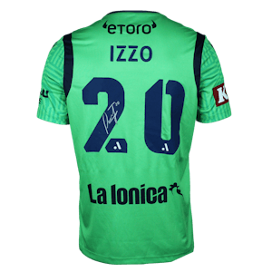 Paul Izzo Melbourne Victory shirt