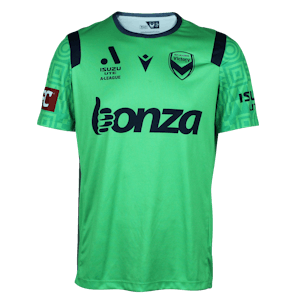 Paul Izzo Melbourne Victory shirt