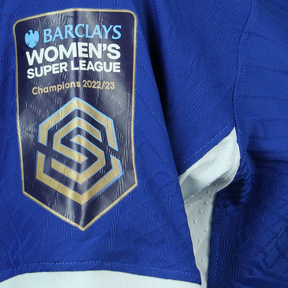 来自Chelsea Women的Niamh Charles球衣