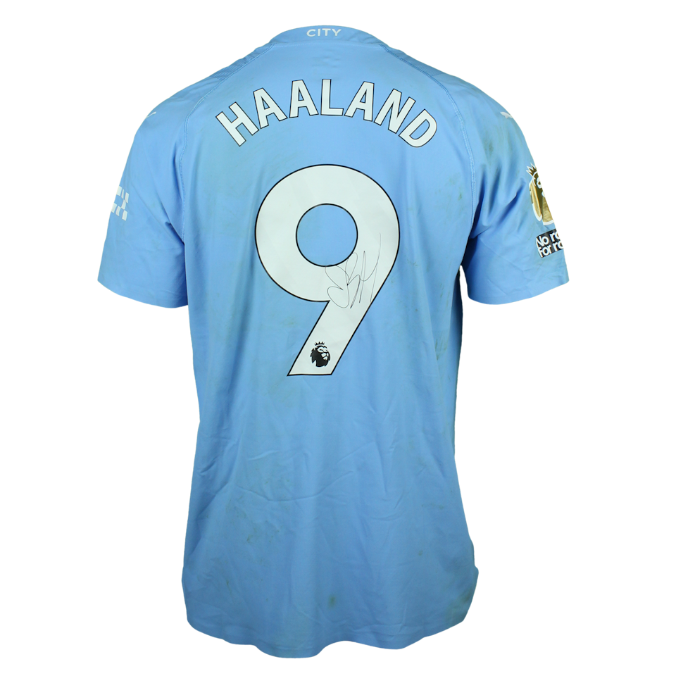 Erling Haaland Manchester City shirt