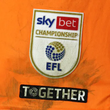 Swansea City 팀의 Carl Rushworth 셔츠